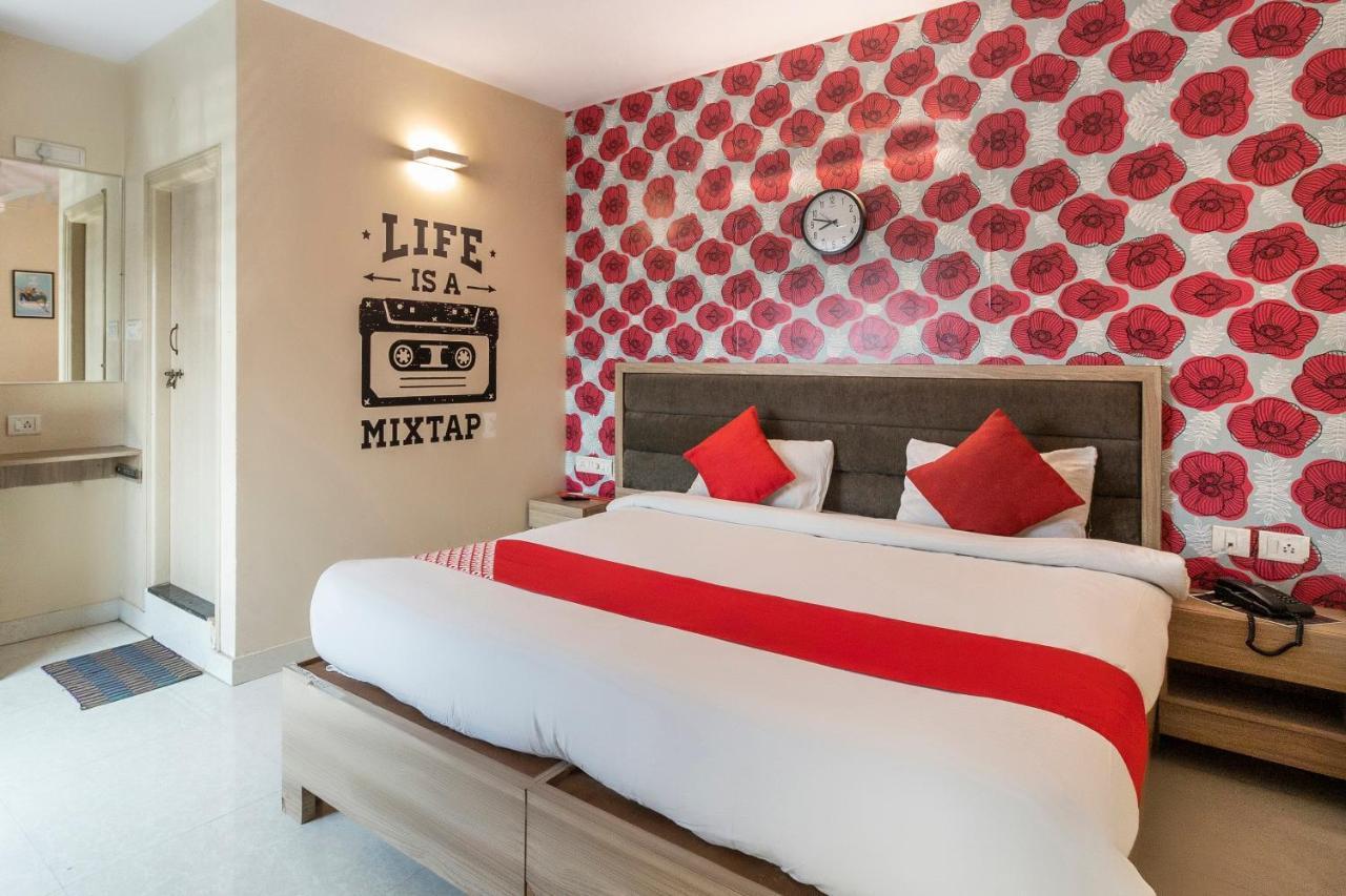 Hotel O Golden Inn Near Cubbon Park Bangalore Bagian luar foto